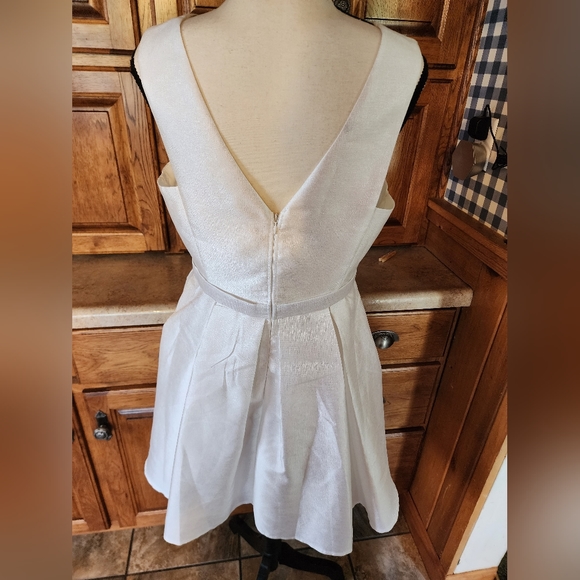 Maniju Ivory Sleeveless Fit and Flare Dress Size M - Picture 11 of 13
